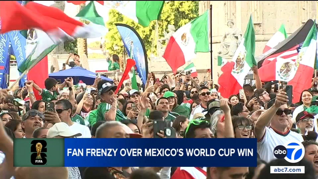 Mexico beats Czech Republic 3-0 to win all 3 World Cup group-stage matches for 1st time