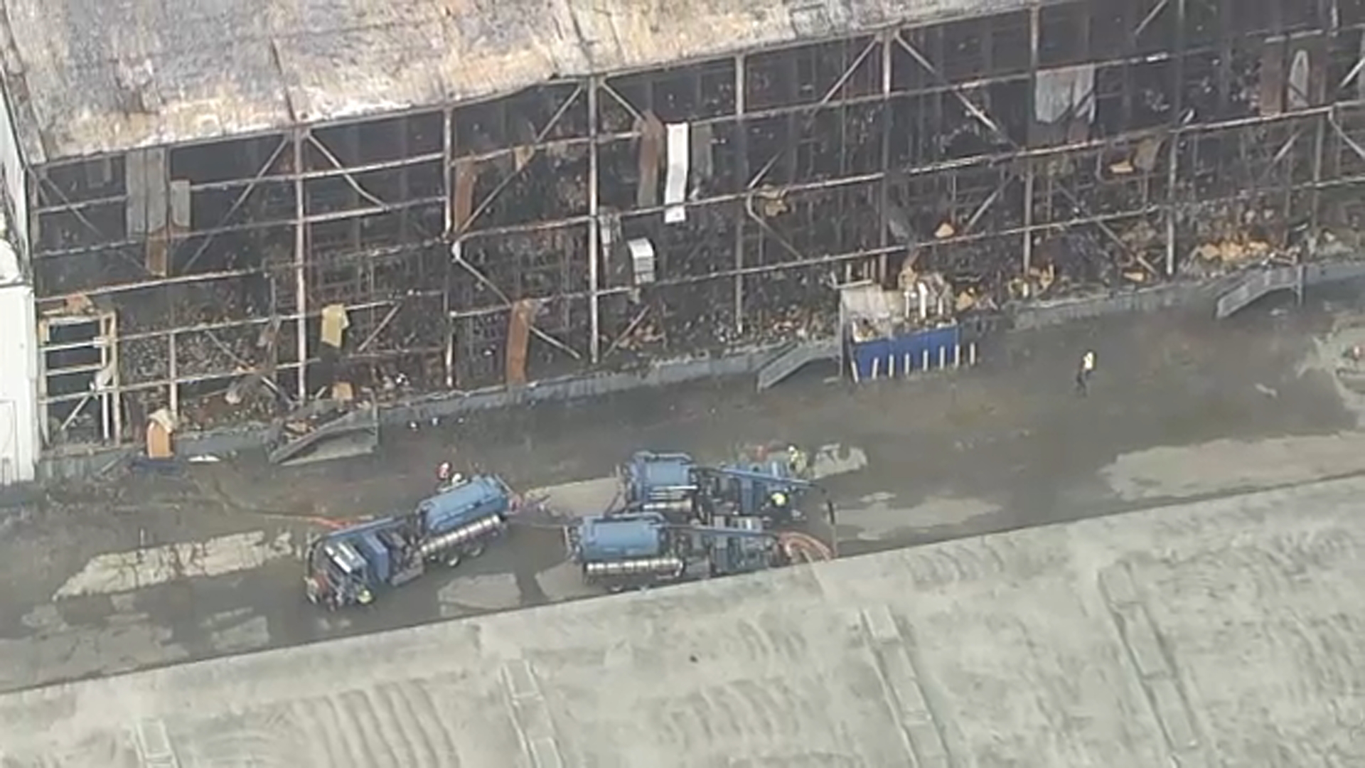 Smell of 85M pounds of rotten food blankets Boyle Heights. Here's what we know about cleanup efforts