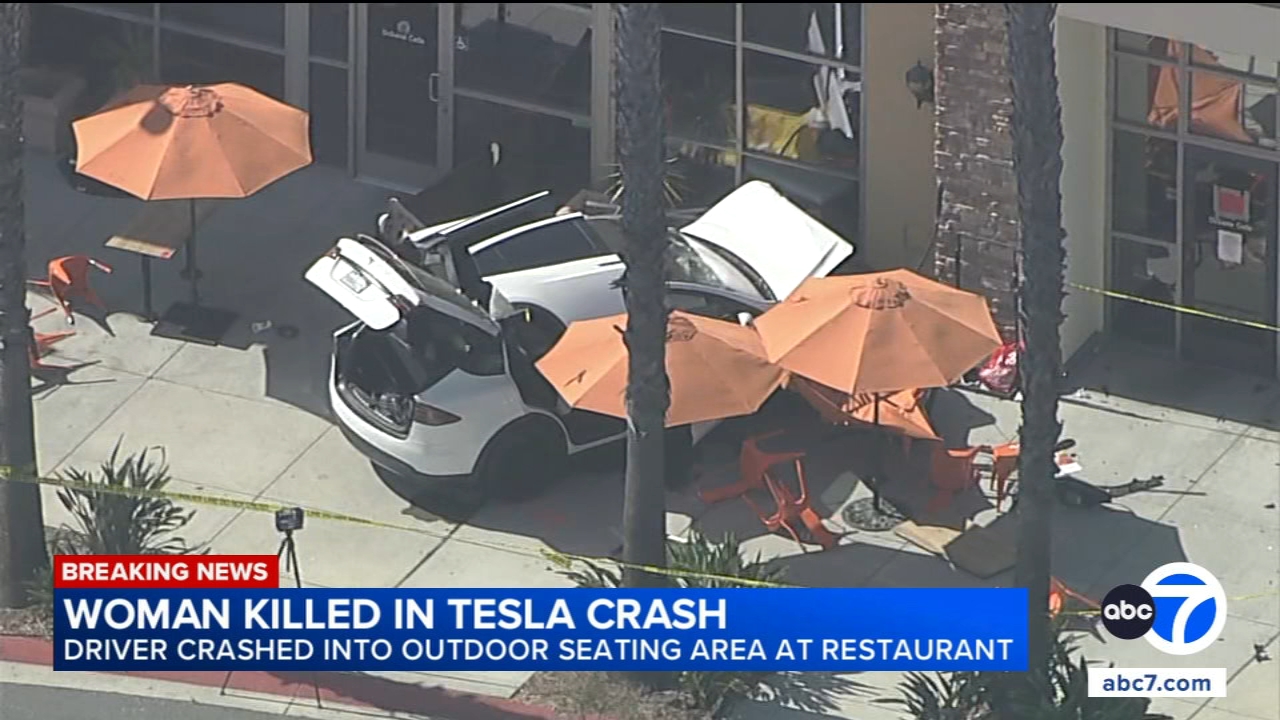 Woman struck, killed by Tesla outside Simi Valley restaurant
