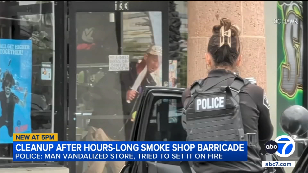 Knife-wielding man wreaks havoc inside Fullerton smoke shop during hours-long standoff